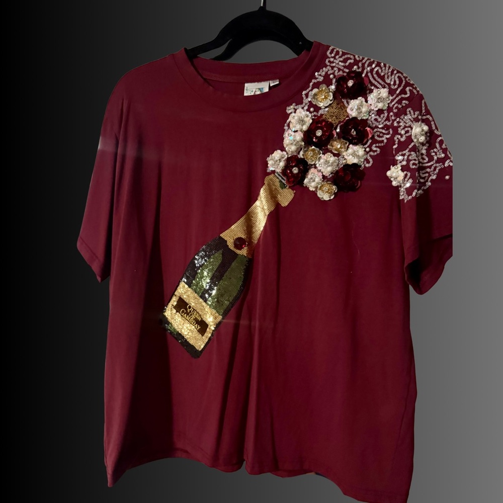 QUEEN OF SPARKLES Burgundy Sequin Champagne Tee